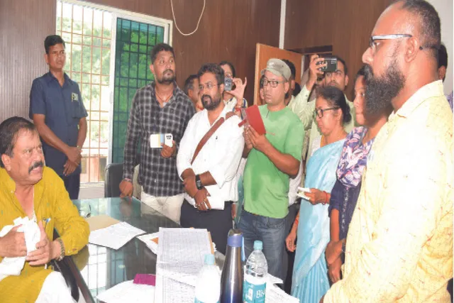 ତାଗିଦ କରୁଛି, ଏଣିକି କାର୍ଯ୍ୟାନୁଷ୍ଠାନ: ପଦାରେ ପଡ଼ିଲା ଅବ୍ୟବସ୍ଥାର ଭୟଙ୍କର ଚିତ୍ର