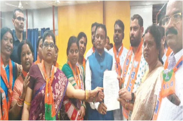 ଛିଡୁଛି କେନ୍ଦୁଝର ବିଜେଡି: ବିଜେପିରେ ମିଶିଲେ ବ୍ଲକ୍‌ ଅଧ୍ୟକ୍ଷା, ଉପାଧ୍ୟକ୍ଷ