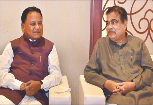 ଦିଲ୍ଲୀରେ ମୋହନ-ଗଡ଼କରୀ ବୈଠକ: ରାସ୍ତା ପାଇଁ ଖର୍ଚ୍ଚ ହେବ ୭୫ହଜାର କୋଟି