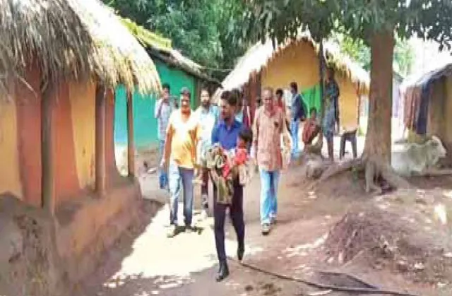 ଦଣ୍ଡସେନାଗୁଡ଼ା ଗାଁରେ ଝାଡ଼ାବାନ୍ତି ପରିସ୍ଥିତି ଅଣାୟତ୍ତ