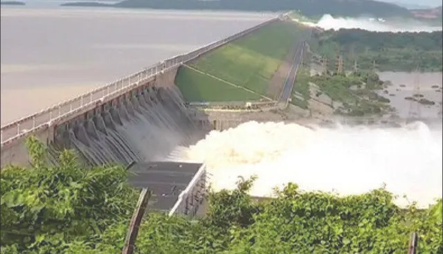 ହୀରାକୁଦ ଡ୍ୟାମର ୬ ଗେଟ୍ ଖୋଲିଲା, ୧୪ଟି ବାଟଦେଇ ଜଳ ନିଷ୍କାସନ ଜାରି