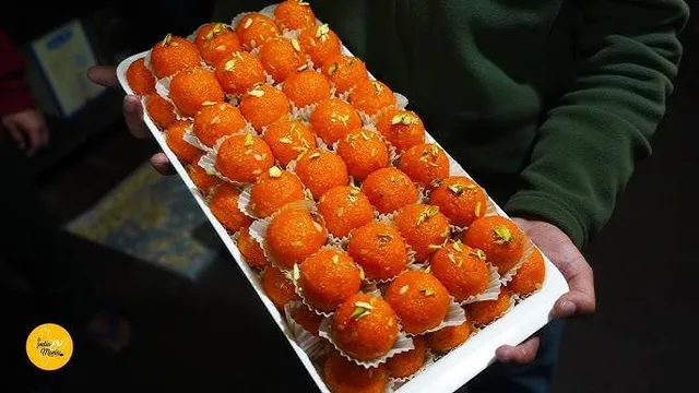 ବୁନ୍ଦି ଲଡୁ ଖାଇ ବିଗିଡ଼ିଲା ମହିଳା ବିଚାରପତିଙ୍କ ସ୍ବାସ୍ଥ୍ୟ