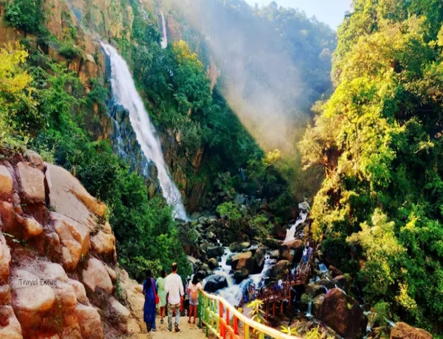 লোধ জলপ্রপাত: ঝাড়খণ্ডের সেরা প্রাকৃতিক সৌন্দর্য