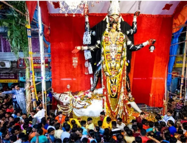 অপেক্ষায় নৈহাটিবাসী : এবছর বড়মার পুজোয় থাকছে দারুন চমক, জানুন বিস্তারিত