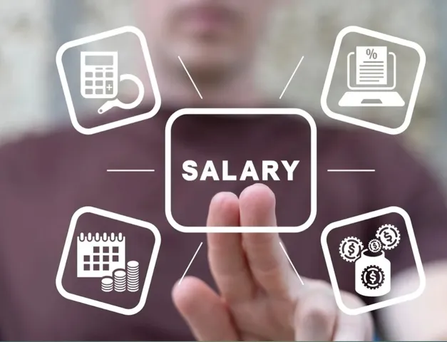 পুজোর পরেই বসবে 'অষ্টম পে কমিশন': নতুন বছর থেকে কত টাকা বেতন বাড়বে সরকারি কর্মচারীদের?