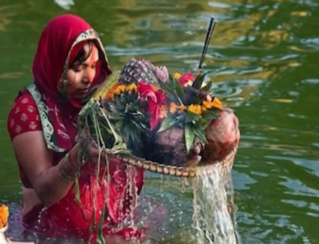 ছট পুজোর বিশেষ মাহাত্ম্য : জানুন সন্তানের মঙ্গল কামনায় কি করবেন