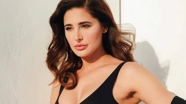 nargis fakri 1111