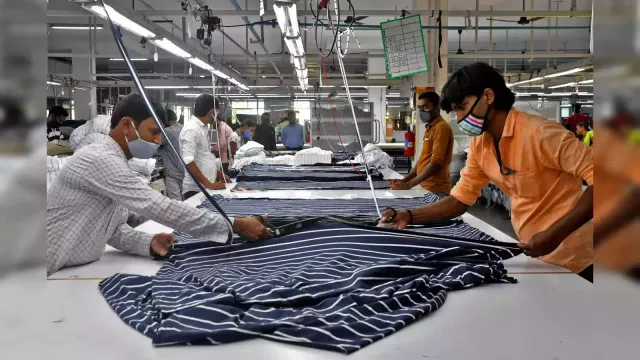 tirupurs-textile-industry-sees-resurgence-as-us-uk-orders-surge-amid-bangladesh-instability