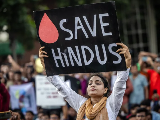 Bangladesh_Hindu_Attack-ezgif.com-resize
