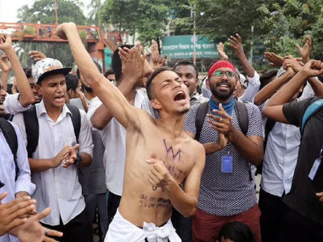 students protest in bengladesh