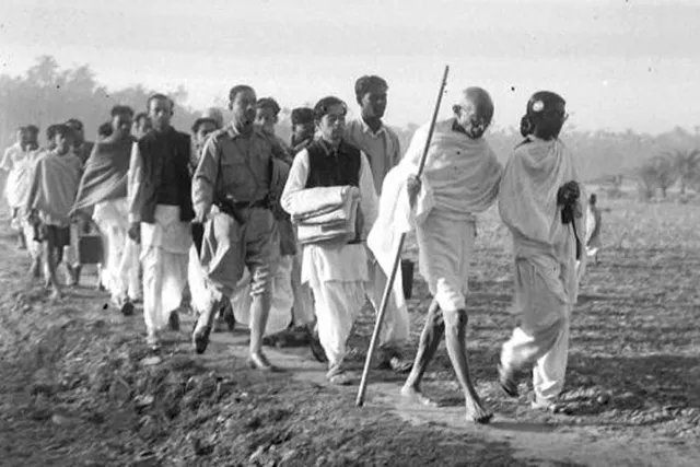 1606291926_5fbe11d698e3f_mahatma-gandhi