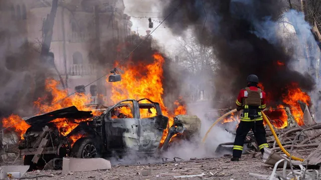 ইউক্রেন যুদ্ধের জন্য দায়ী পুতিন, বাইডেন ও জেলেনস্কি— বিস্ফোরক মন্তব্য করলেন ট্রাম্প