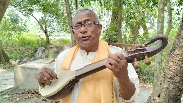 আজব কাণ্ডের গানে ফুটল চাকরি যাওয়ার বেদনা তরণিমোহনের গলায় প্রতিবাদের সুর, ভাইরাল লোকগান