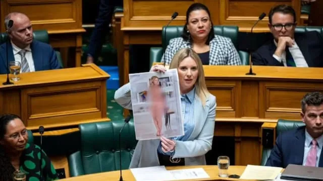 DEEPFAKE