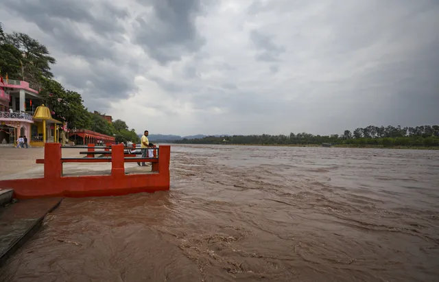 18MaLcQU-breaking_news-scaled