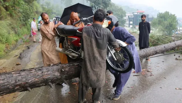 pakistan flash flood