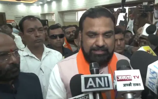 Screenshot 2025-10-05 12.49.16 PM