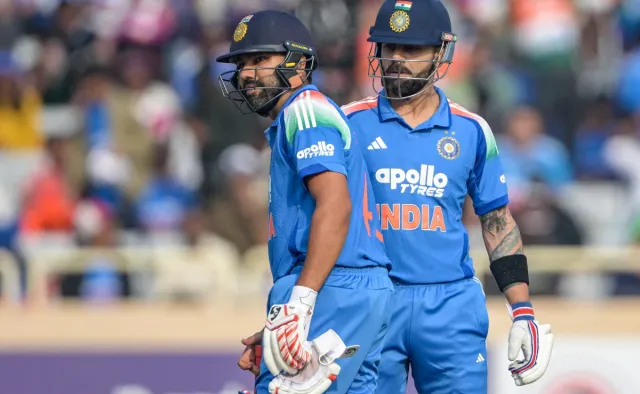 crd9bgk4_virat-kohli-rohit-sharma-afp_625x300_01_December_25