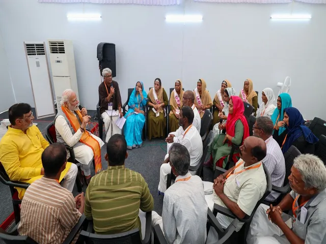 modi lakhas.jpg