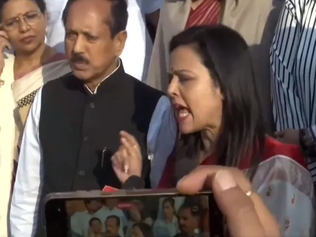 mahua mp ss.jpg