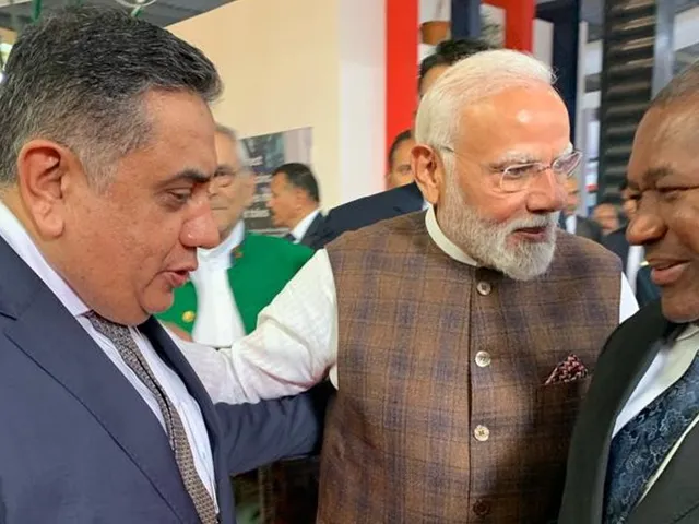 tariqmodi.jpg