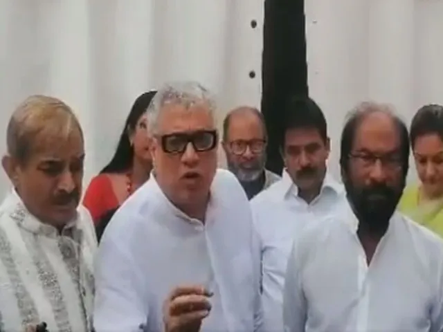 DEREK MODI.jpg