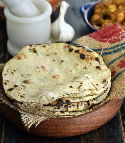 nutritious_lehsuni_methi_roti.jpg