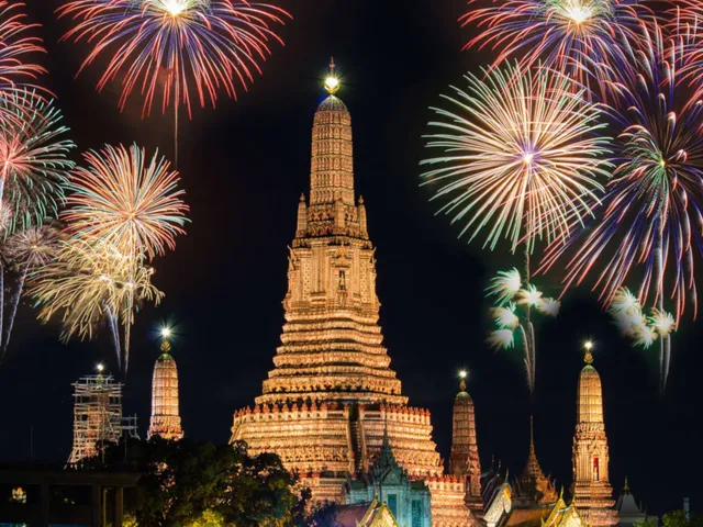 THAILAND NEW YEAR.jpg