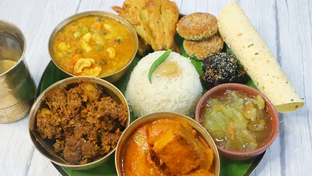 নিরামিষ থালি