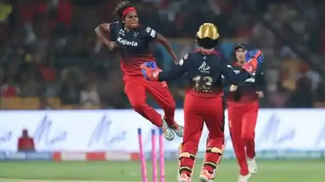 মল, 