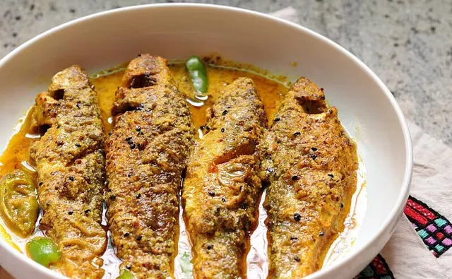 40087799_2-fresho-fish-bata-ezgif.com-crop