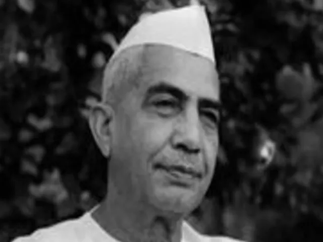 chaudhari charan singhh.jpg