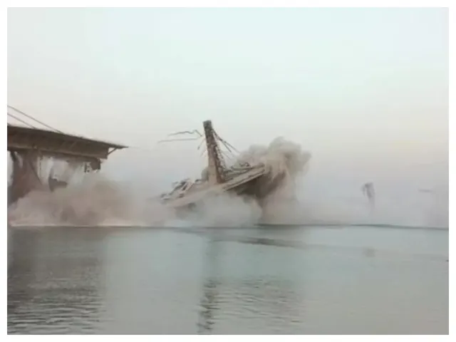 bridge collapse