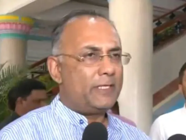 karna health minister.jpg