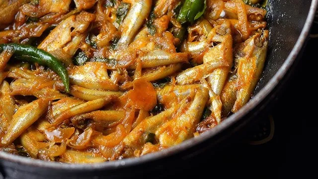 শুঁটকি মাছের চর্চরি 