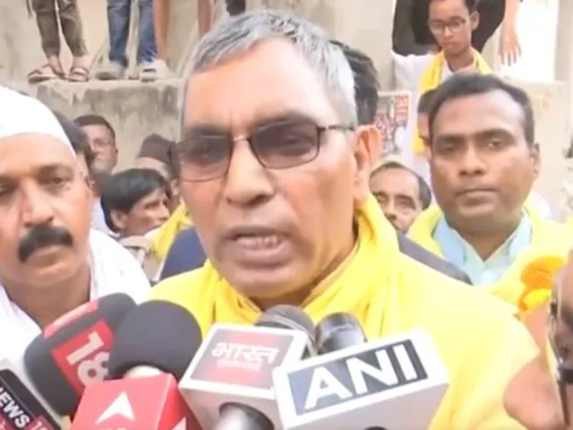 up minister .jpg