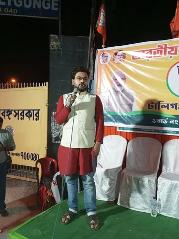 'জয় সংবিধান' বলে সংসদ কাঁপিয়ে সংবিধানের হত্যা!