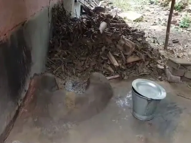 jhargram garbage.jpg