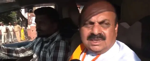 karnataka former cm.JPG