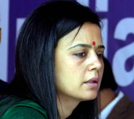  Mahua Moitra 