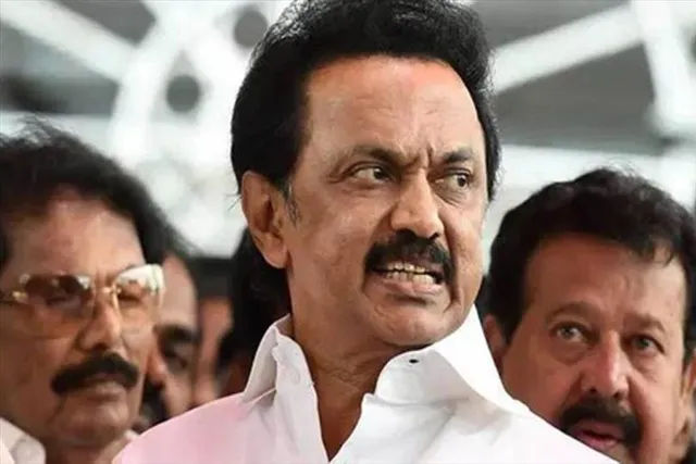 হাসপাতালে ভর্তি হলেন মুখ্যমন্ত্রী