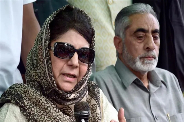 কাশ্মীর কারাগারে রূপান্তরিত হয়েছে: মেহবুবা মুফতি