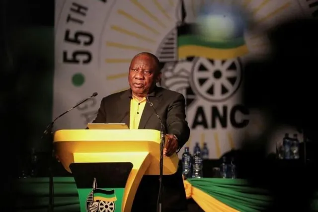 চলমান জ্বালানি সংকটের কারণে ডব্লিউইএফ থেকে সরে দাঁড়ালেন দক্ষিণ আফ্রিকার প্রেসিডেন্ট