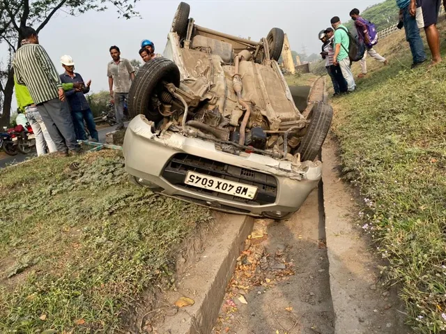 সাত সকালে দুর্ঘটনায় জখম স্বামী স্ত্রী