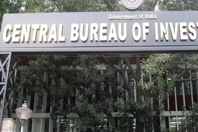 ৩০টি জায়গায় সিবিআই অভিযান