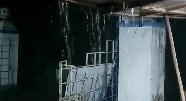 বৃষ্টিতে ভিজল পশ্চিম মেদিনীপুর জেলার বিভিন্ন এলাকা