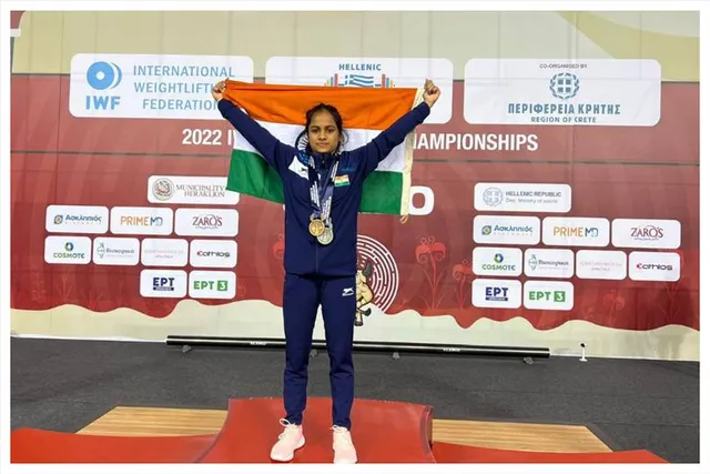 এশিয়ান ভারোত্তোলন চ্যাম্পিয়নশিপ ২০২২-এ ব্রোঞ্জ জিতলেন হর্ষদা