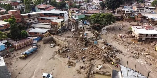 ভেনেজুয়েলায় ভূমিধসে মৃতের সংখ্যা ১০০ -এ পৌঁছবে বলে আশা করা হচ্ছে