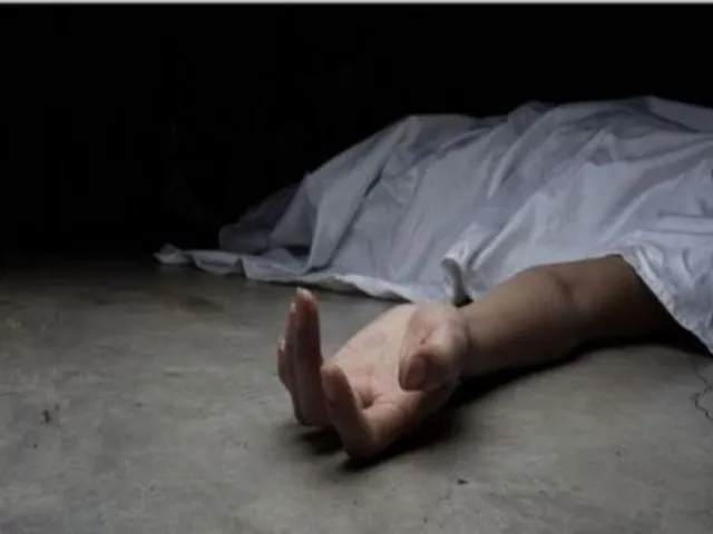 কেরালায় সিপিআই  নেতাকে কুপিয়ে  খুন