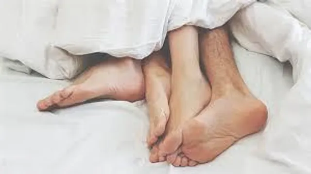 ফোর-প্লে নিয়ে কি বলছেন বিশেষজ্ঞরা?